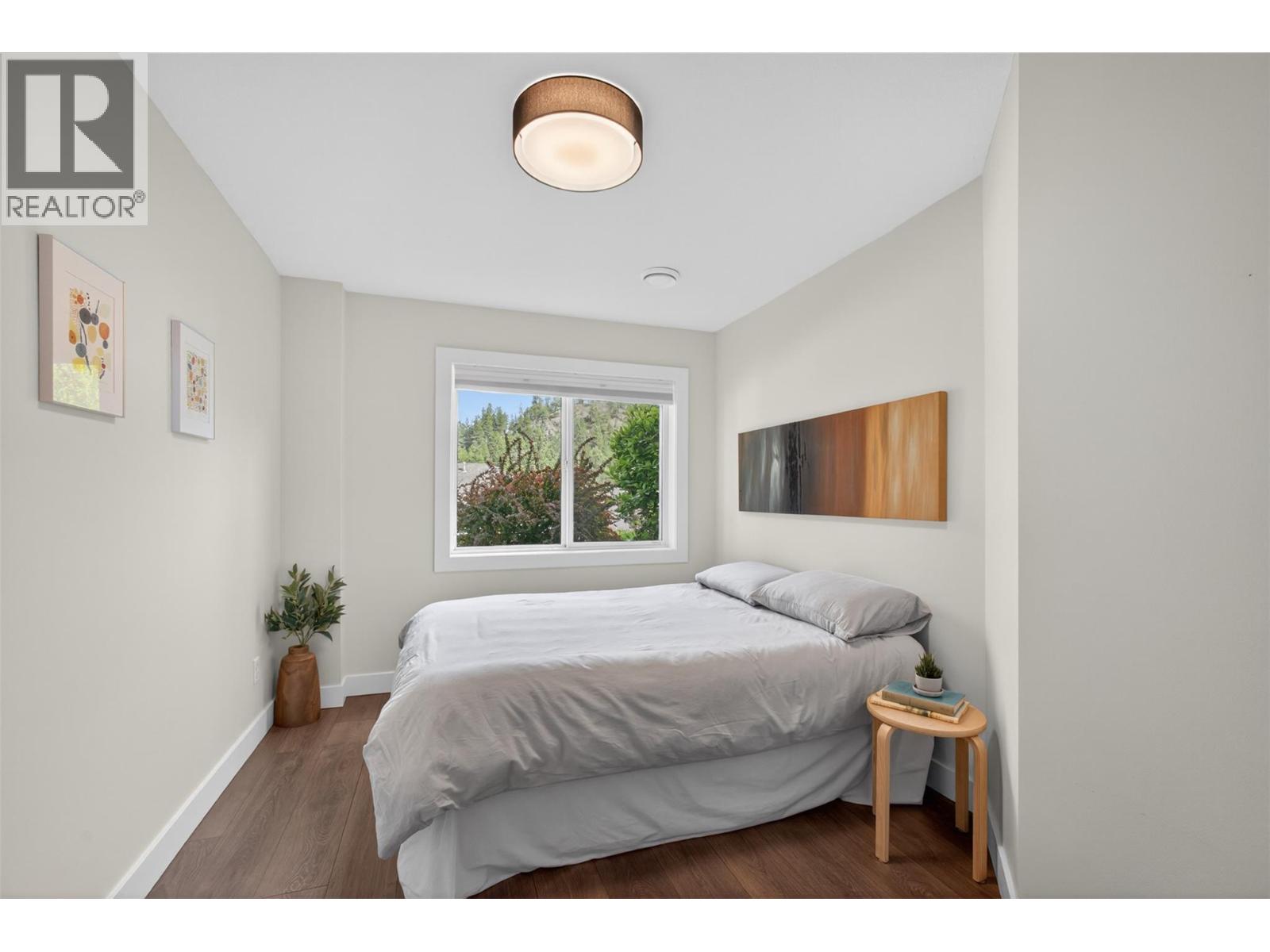  328 Woodpark Crescent, Kelowna