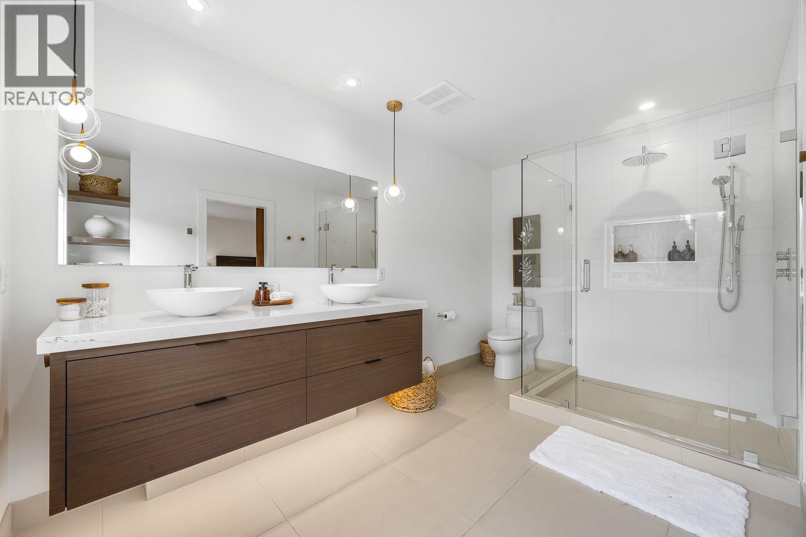  328 Woodpark Crescent, Kelowna
