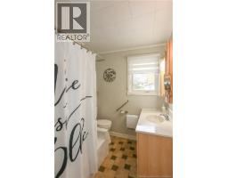 286 Saint-pierre E. Boulevard, Caraquet, NB E1W1B5 Photo 24