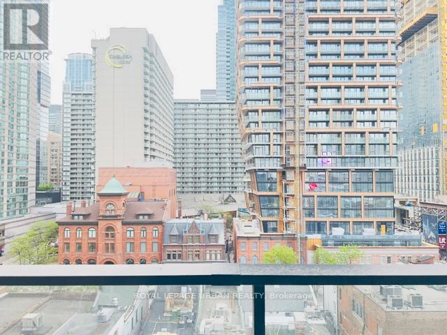 Listing photo of 602 - 20 EDWARD STREET