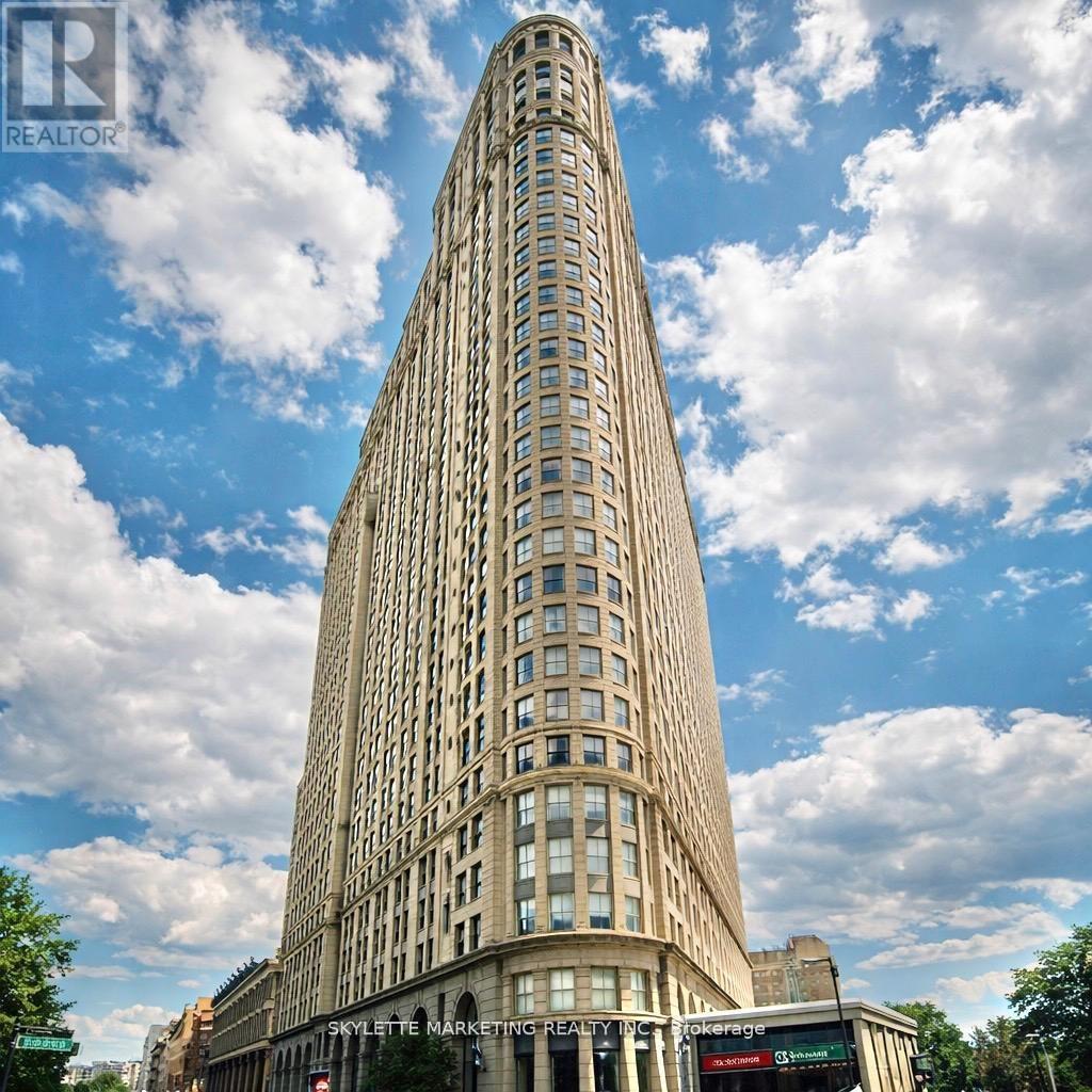 Listing photo of 3022 - 25 THE ESPLANADE