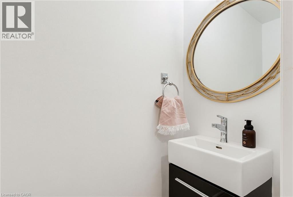 2935 HEADON FOREST Drive Unit# 15, Burlington, Ontario, L7M3Z7 — Photo 16