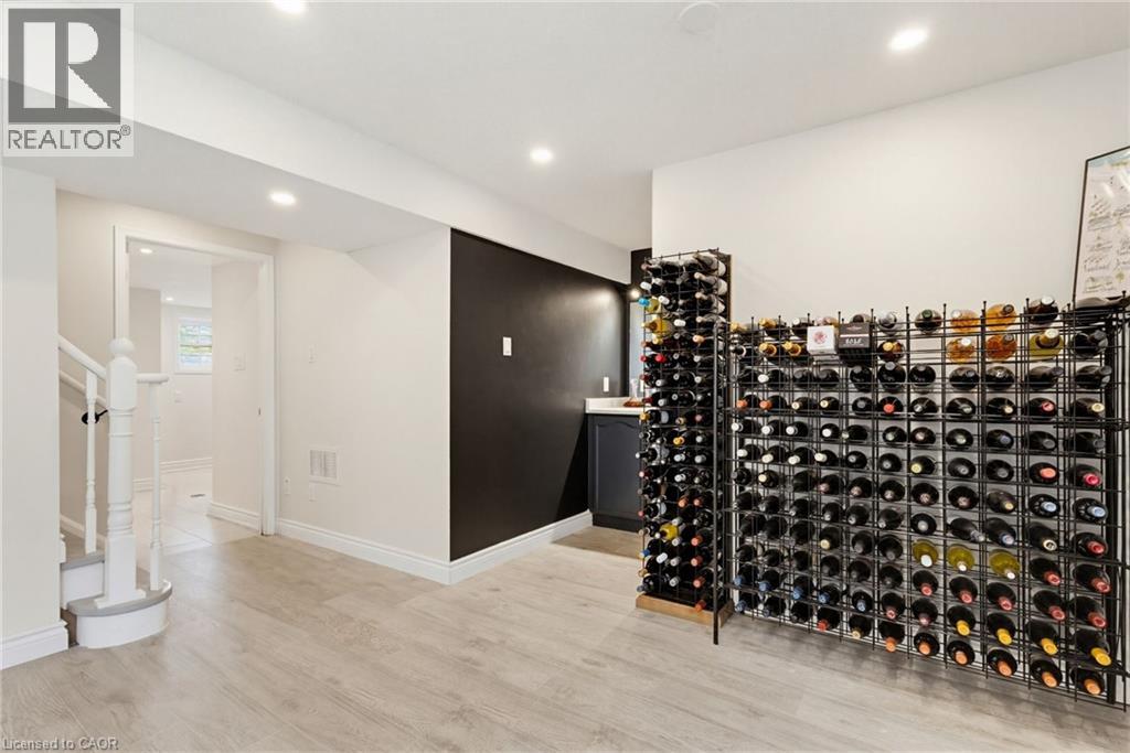 2935 HEADON FOREST Drive Unit# 15, Burlington, Ontario, L7M3Z7 — Photo 6