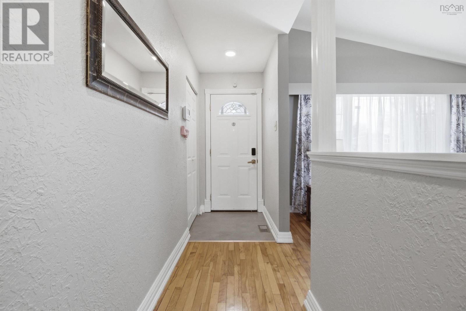 Property 37 of 43 of 124 Gourok Avenue