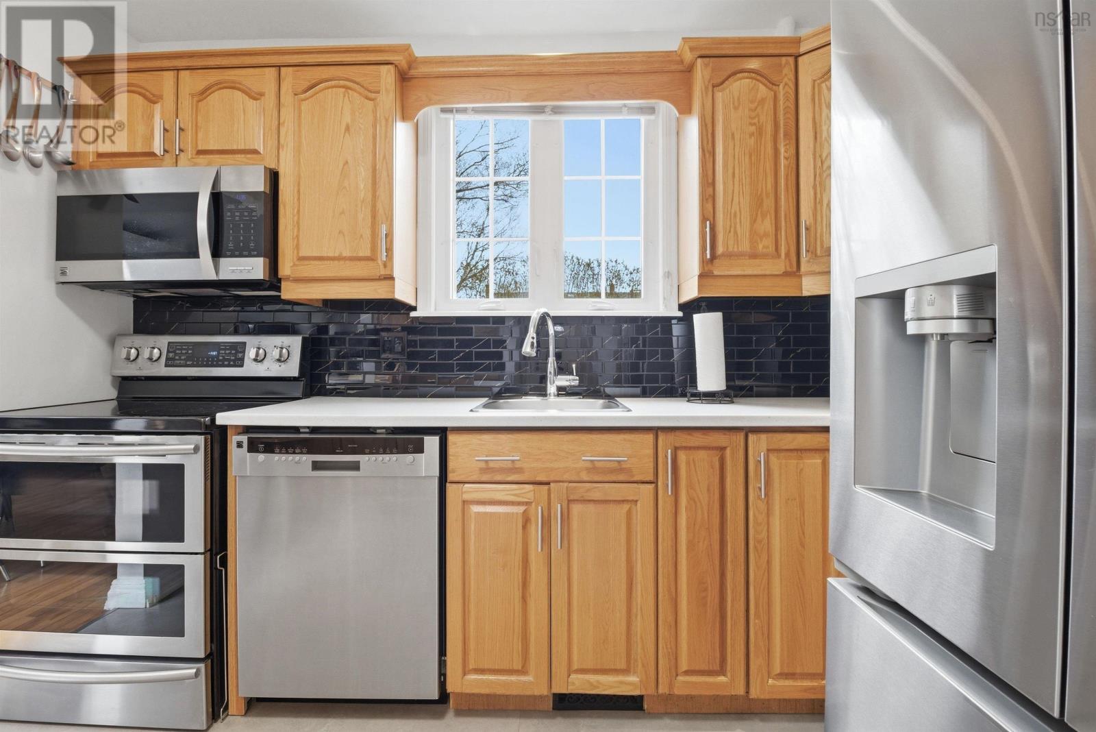 Property 4 of 43 of 124 Gourok Avenue