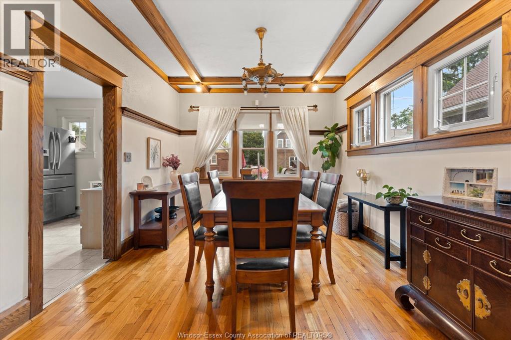 922 LAWRENCE ROAD - 11