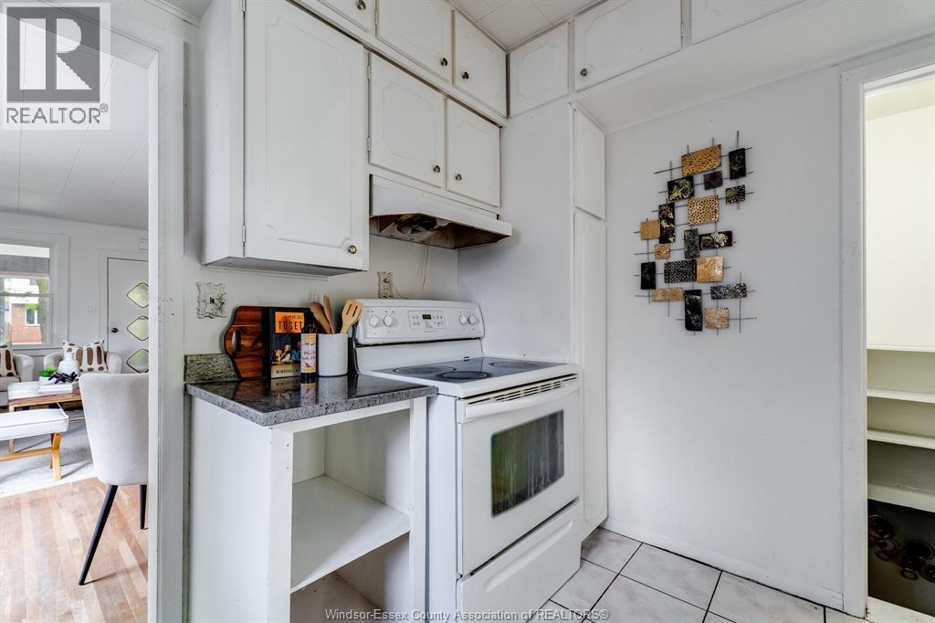 368 South STREET, Windsor, Ontario, N9C2W5 — Photo 8