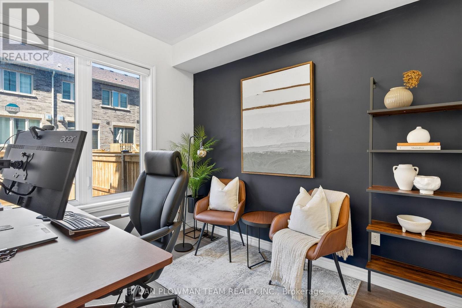 30 HALLMARK WAY - 22