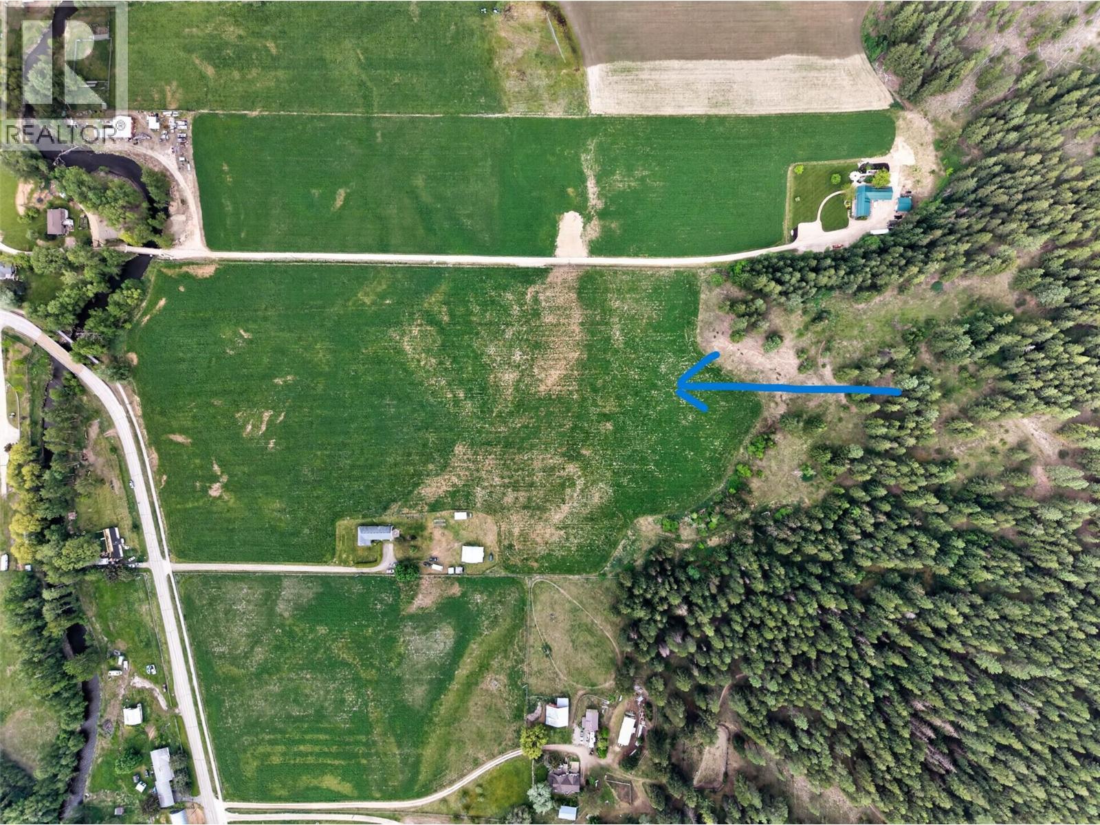  1403 Salmon River Road, Salmon Arm