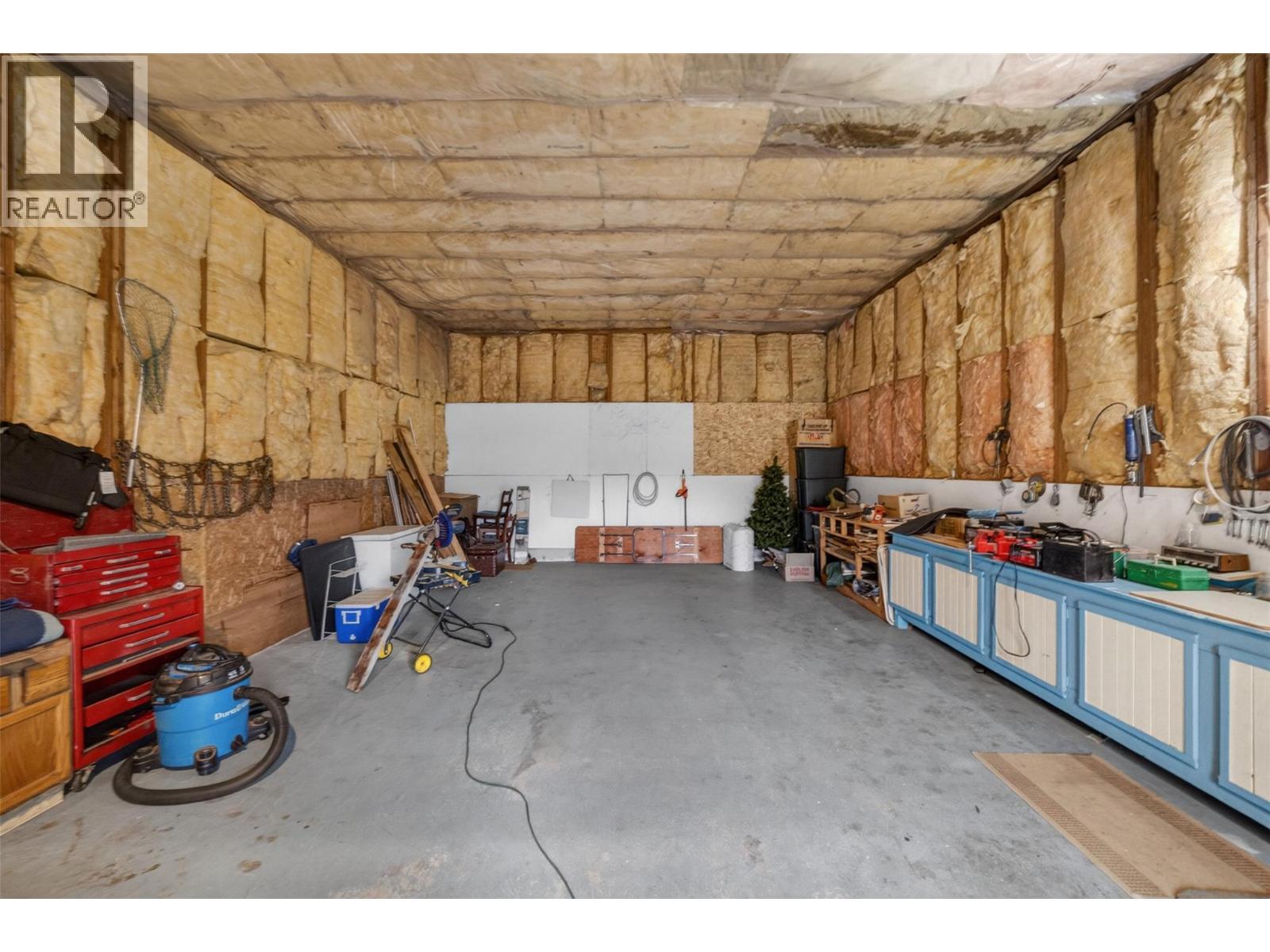  1403 Salmon River Road, Salmon Arm
