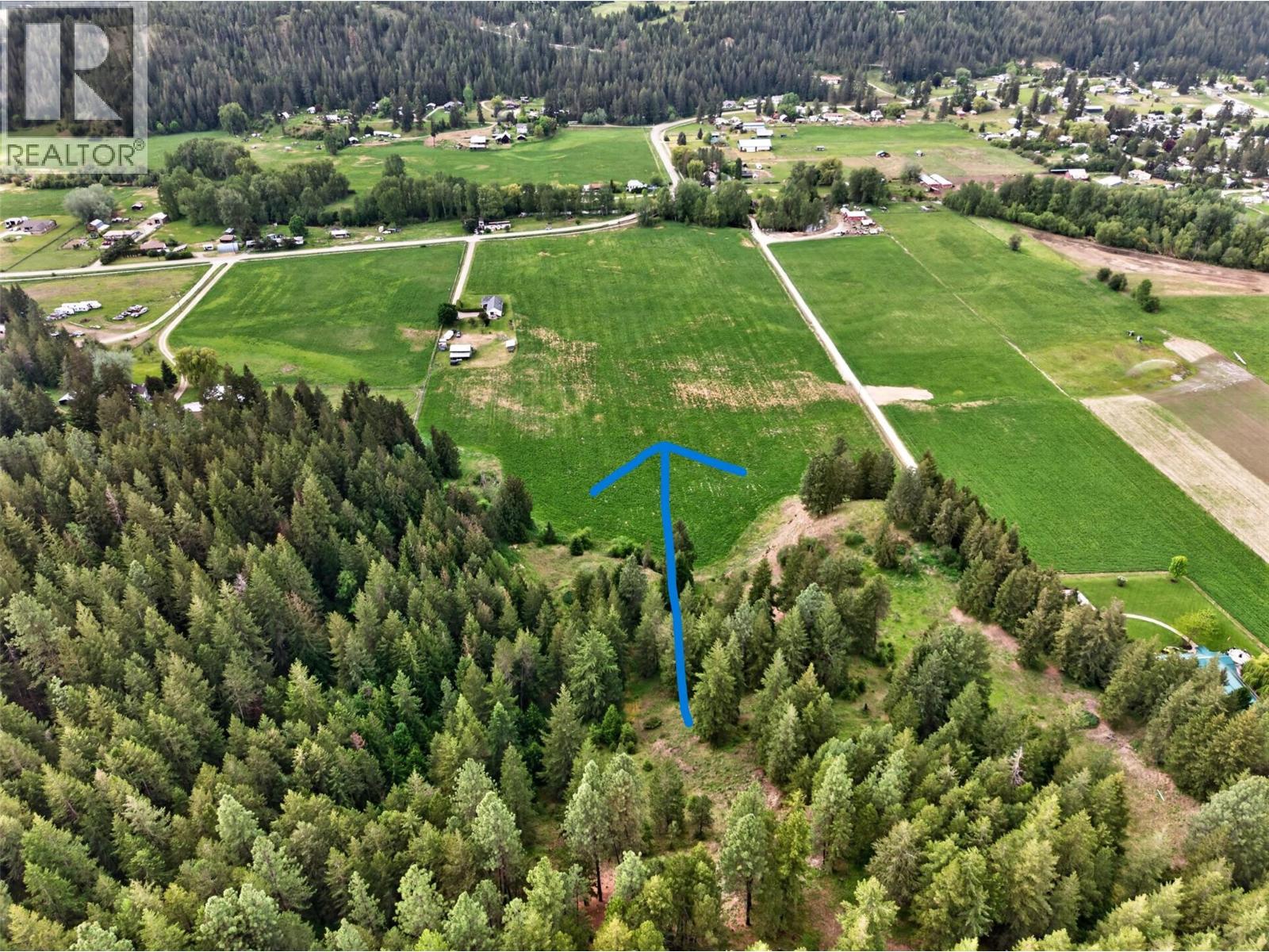  1403 Salmon River Road, Salmon Arm