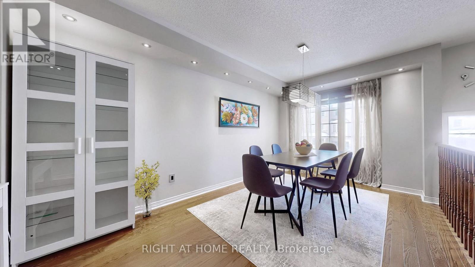 49 WILKES CRESCENT - 10