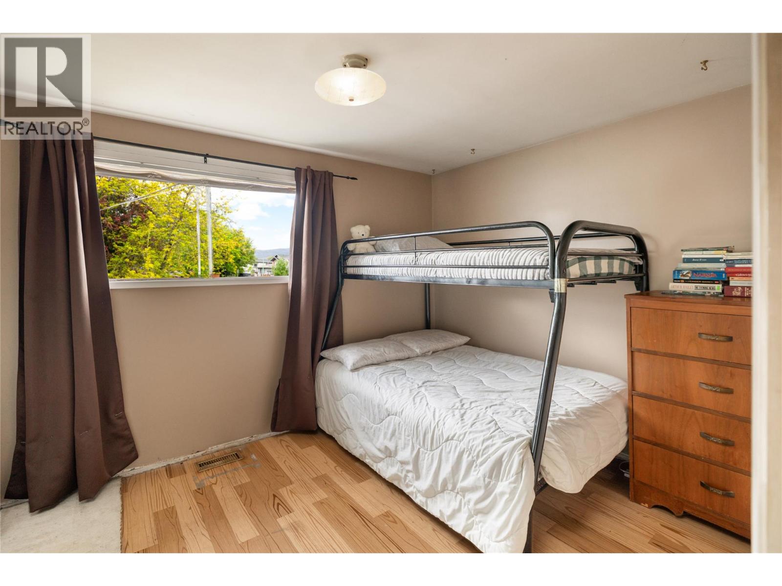 2150 Burnett Street - 6