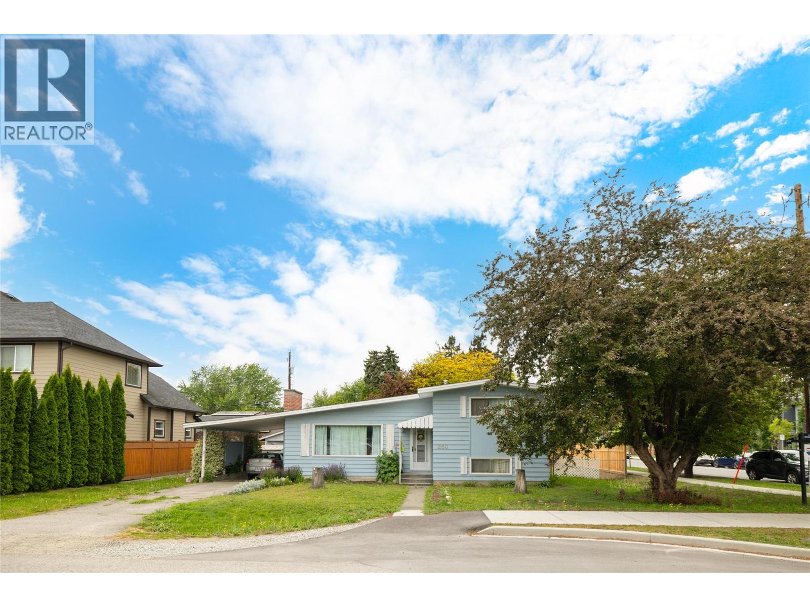 2150 Burnett Street, Kelowna