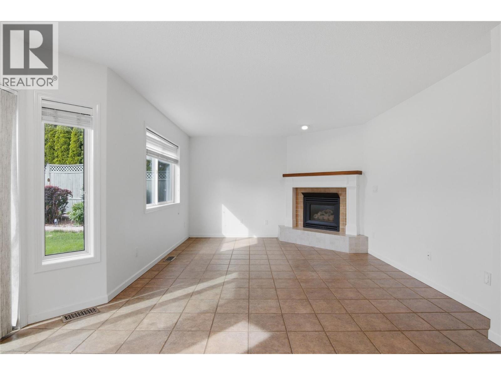 1860 Tremerton Drive - 13