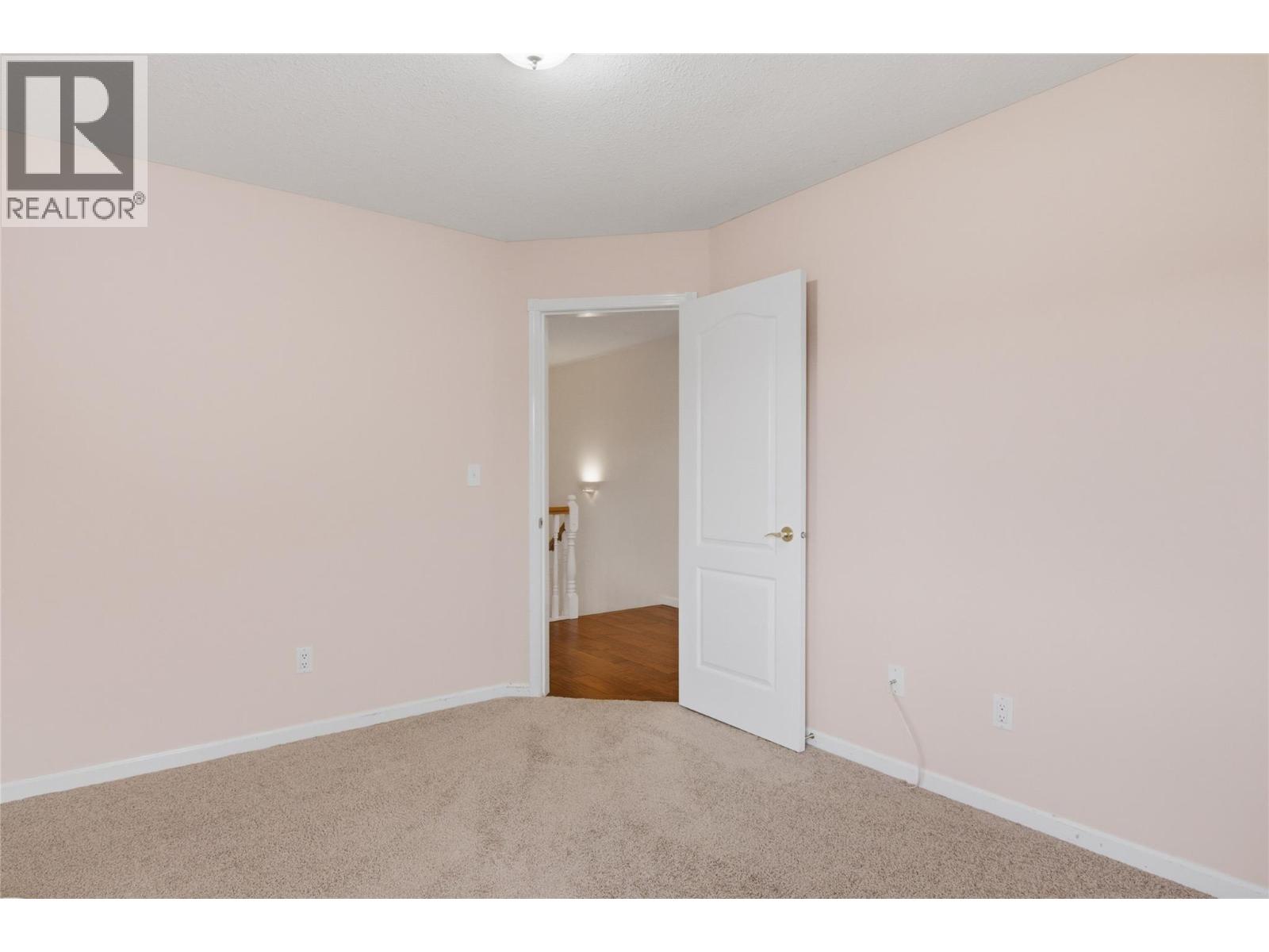 1860 Tremerton Drive - 33