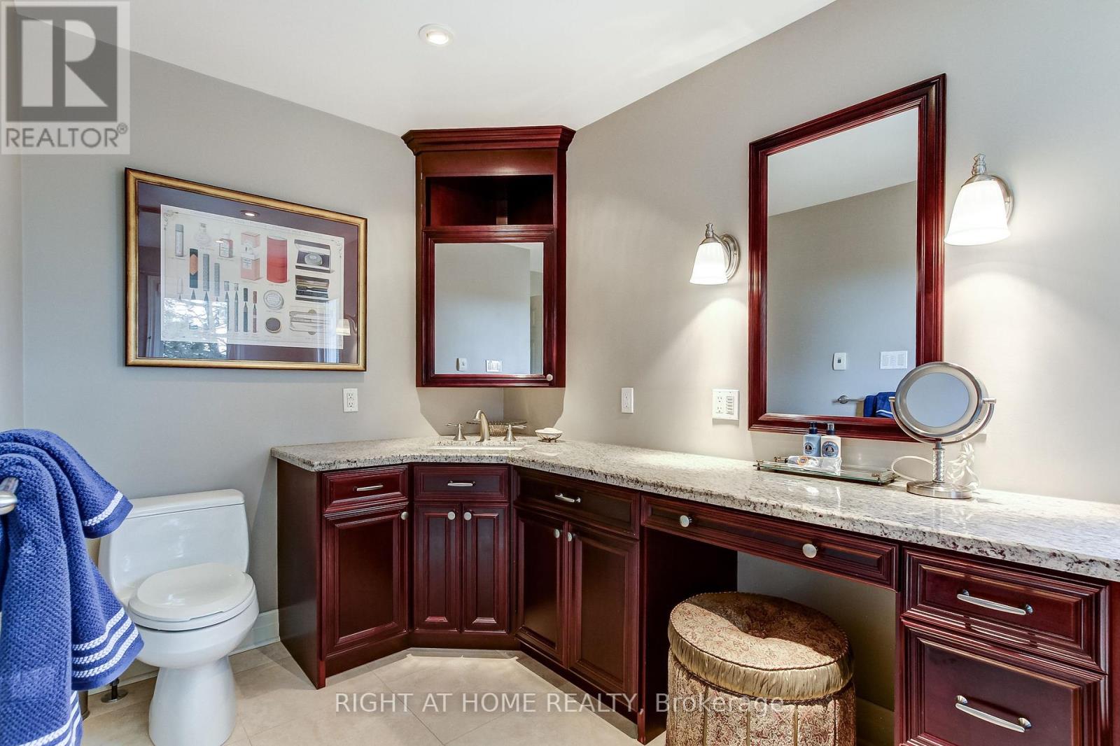 160 ROSSMULL CRESCENT - 33
