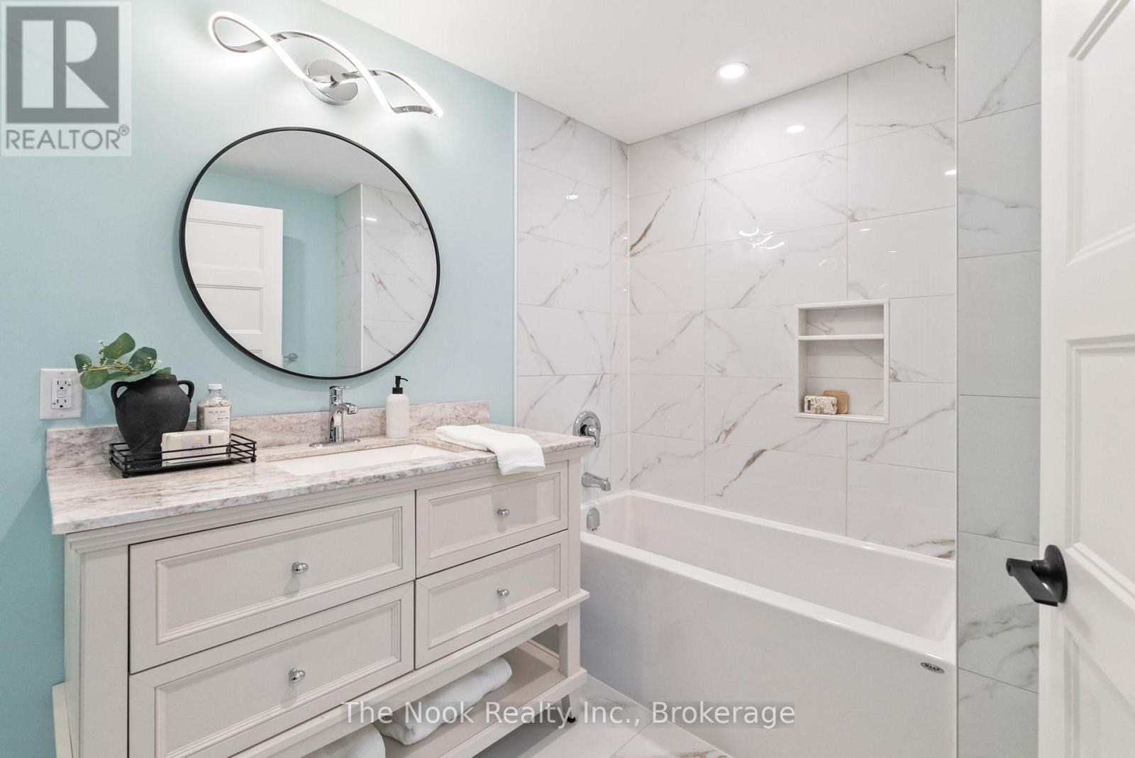 55 HONEY'S BEACH ROAD - 20