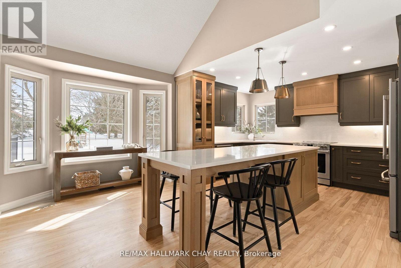 32 FOREST HILL DRIVE - 7