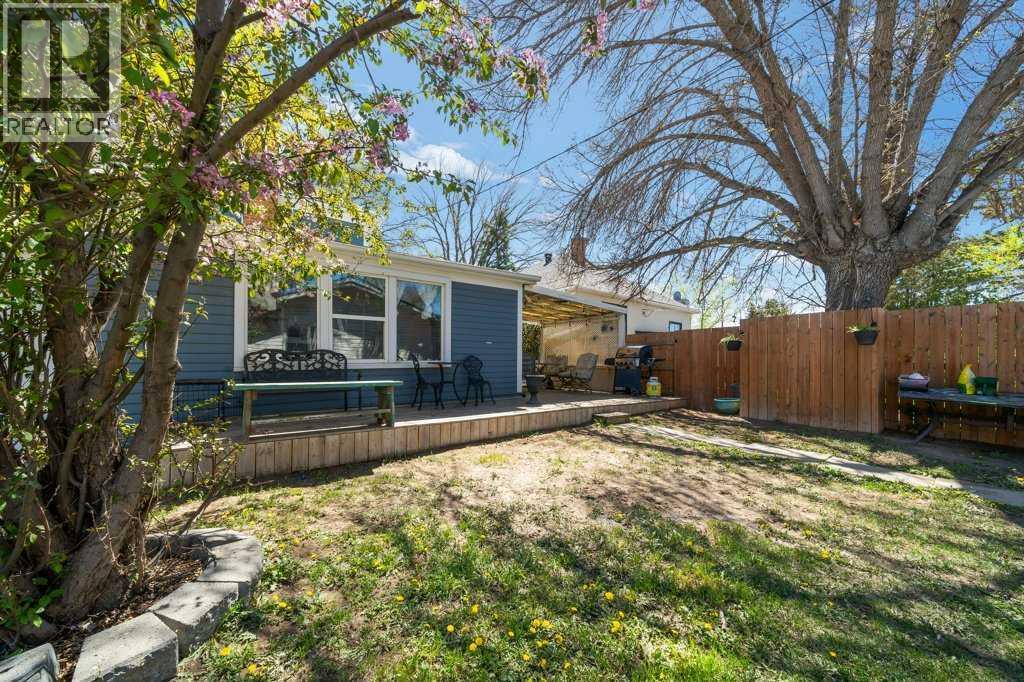 824 4 Street SE — photo 7