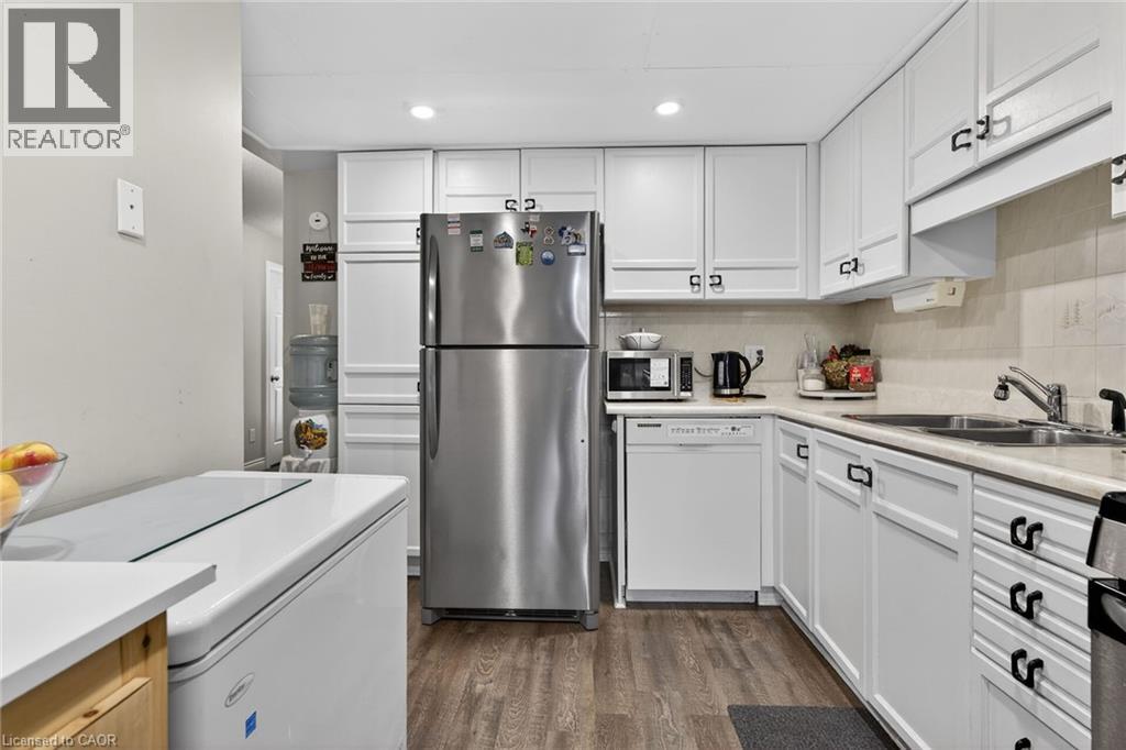 1675 UPPER GAGE Avenue Unit# 47, Hamilton, Ontario, L8W3R8 — Photo 32