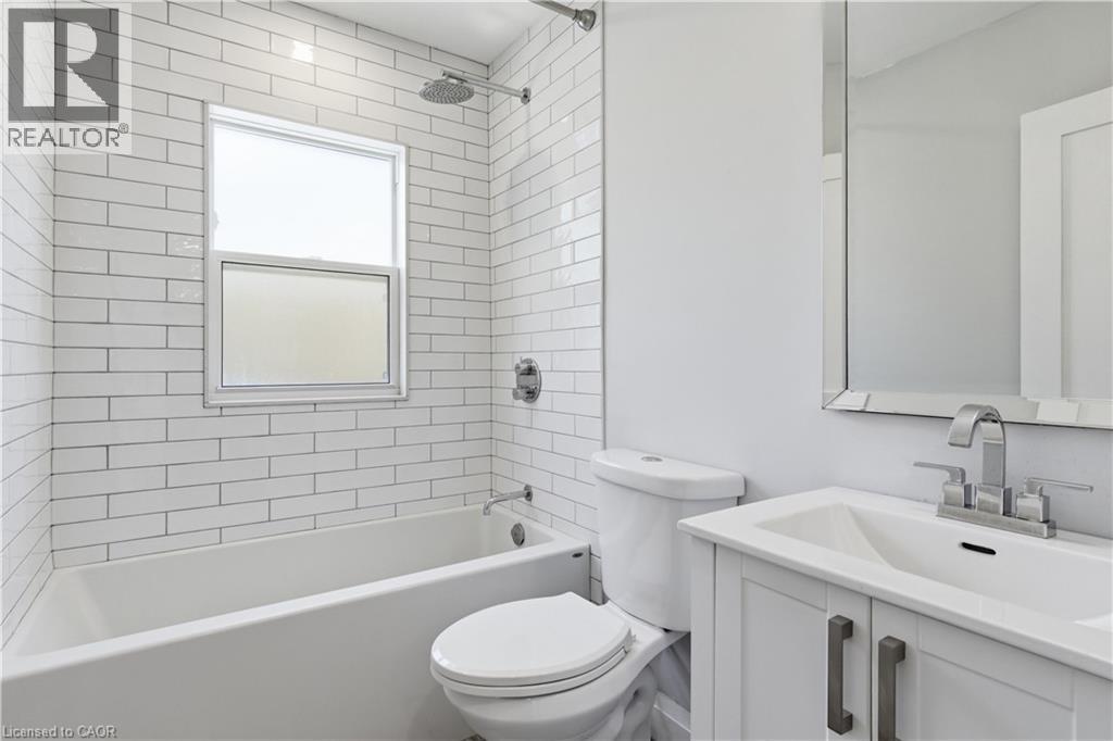 66 HEATHER Avenue, Kitchener, Ontario, N2B1M1 — Photo 27