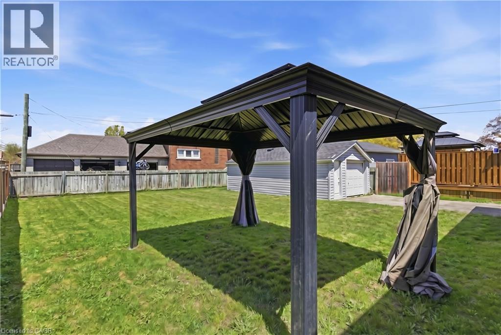 66 HEATHER Avenue, Kitchener, Ontario, N2B1M1 — Photo 8