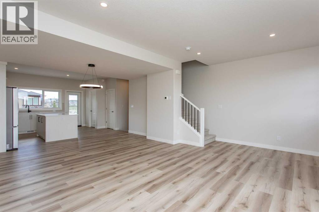 57 Lavelle Close — photo 8
