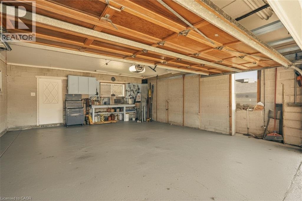 491 WARMINSTER Drive - 21