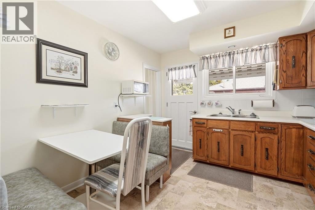 491 WARMINSTER Drive - 9