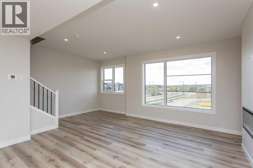 57 Lavelle Close — photo 11