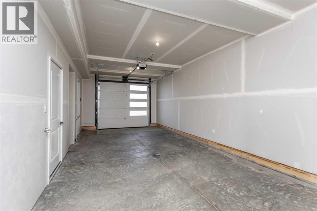 57 Lavelle Close — photo 22
