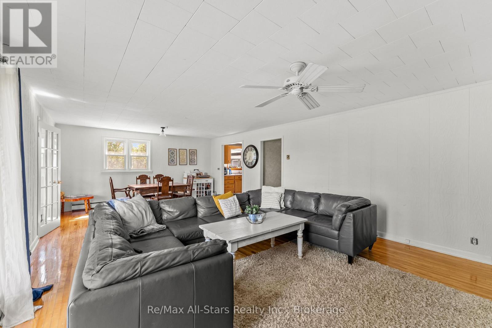 44 TRENT CANAL ROAD - 16