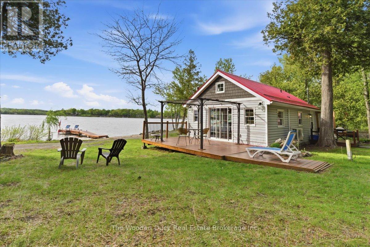 90B BLAKELY LANE - 28