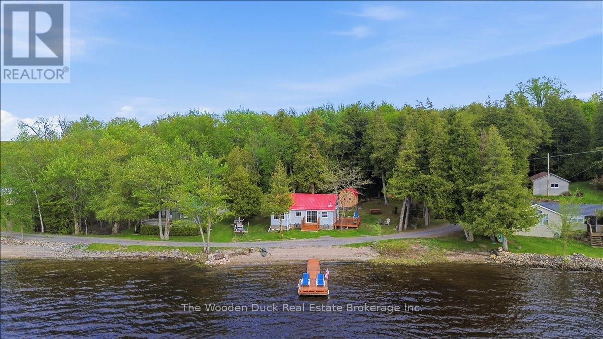 90B BLAKELY LANE - 34