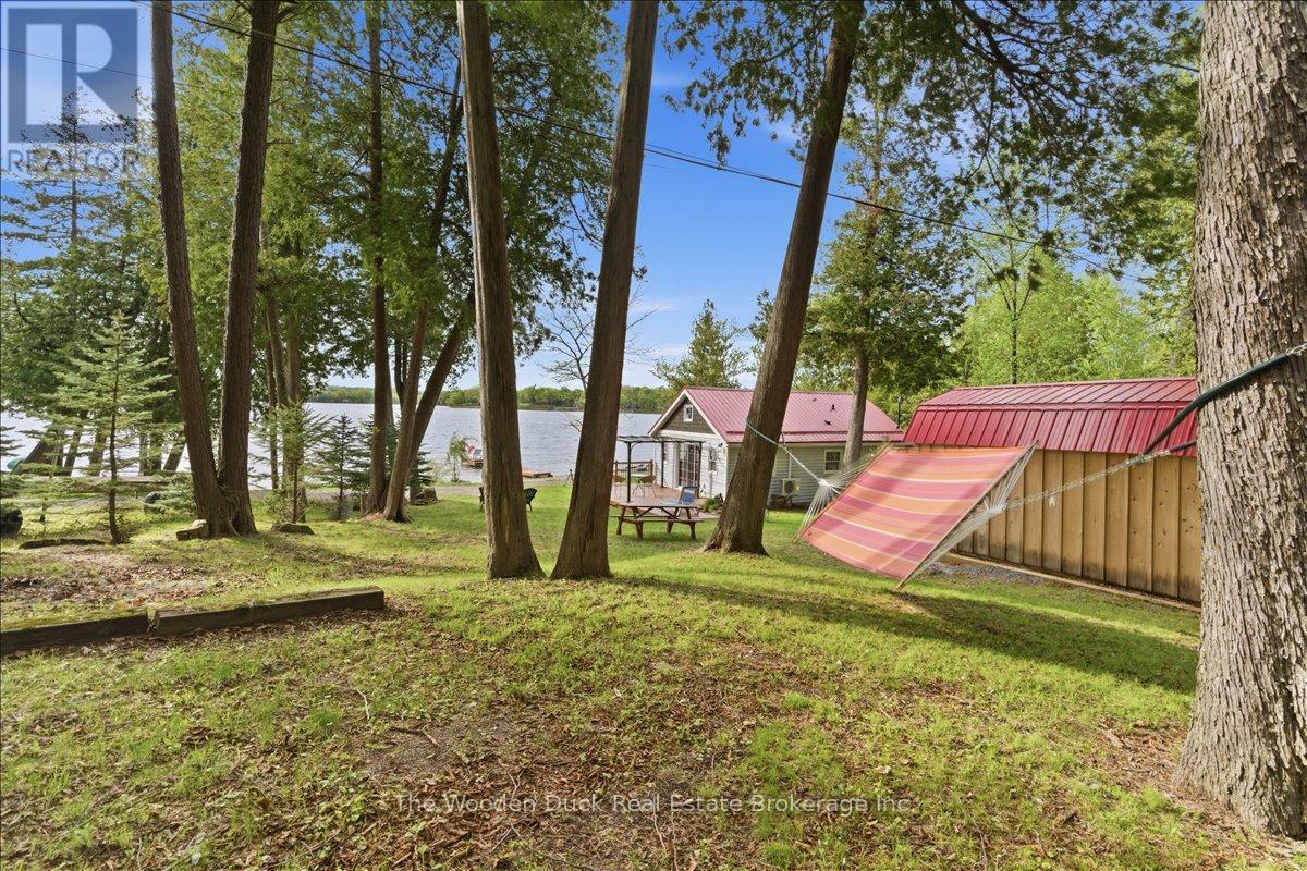 90B BLAKELY LANE - 44