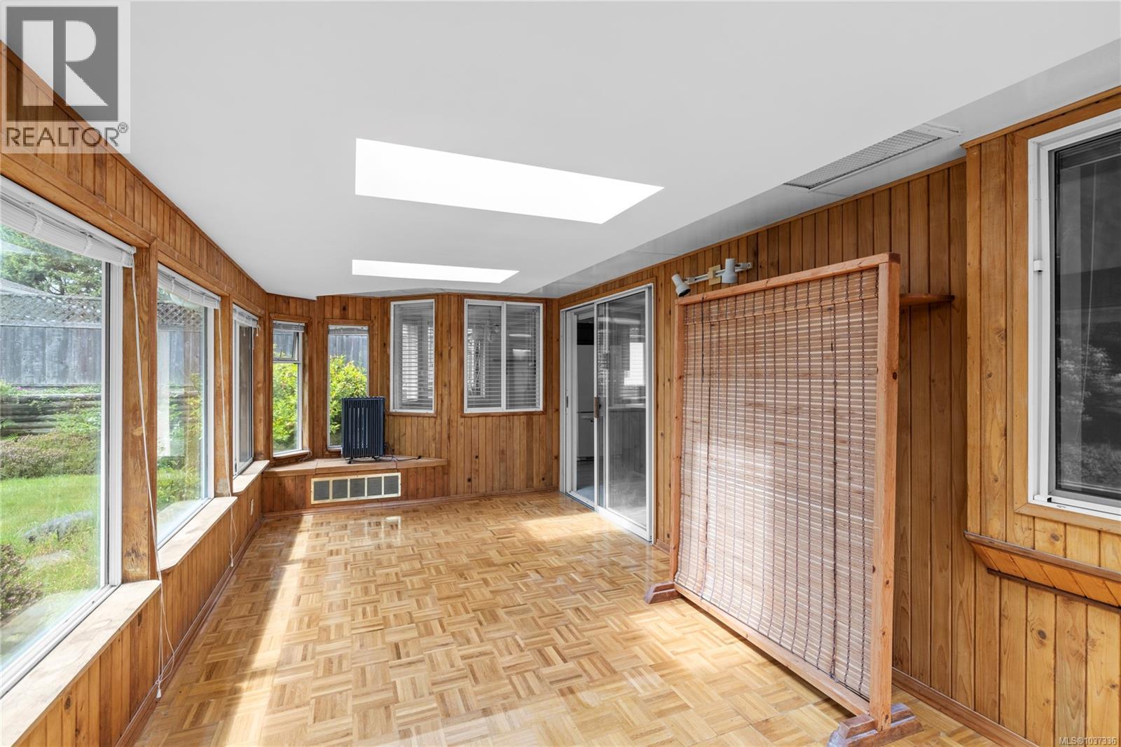 580 Dogwood Rd - 27