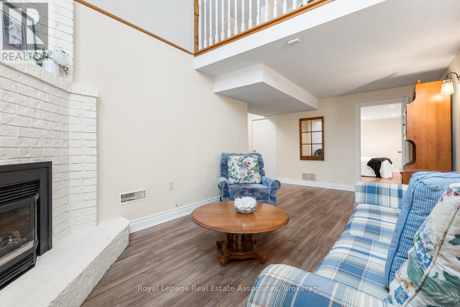 4237 TRELLIS CRESCENT - 27