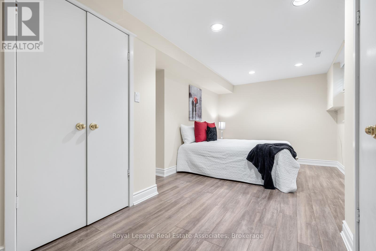 4237 TRELLIS CRESCENT - 29
