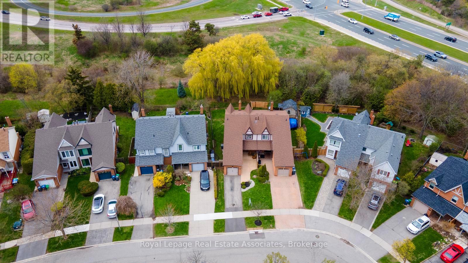 4237 TRELLIS CRESCENT - 37