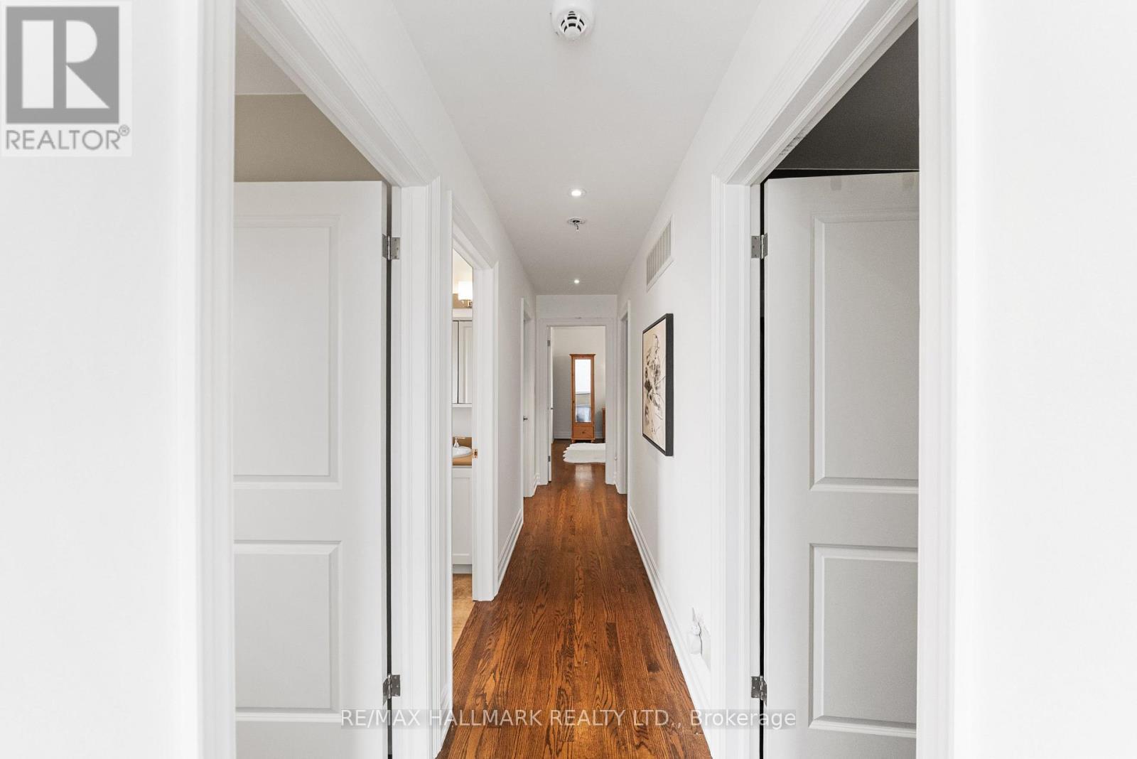 108 LEXFIELD AVENUE - 18