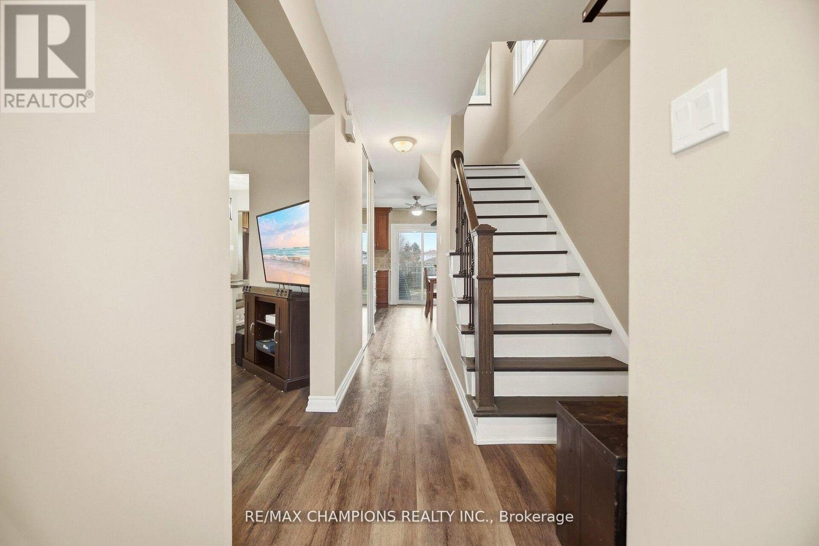 64 GREENBRIAR ROAD - 11