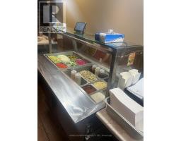 8a - 2558 Finch Avenue W, Toronto, ON M9M2G3 Photo 8