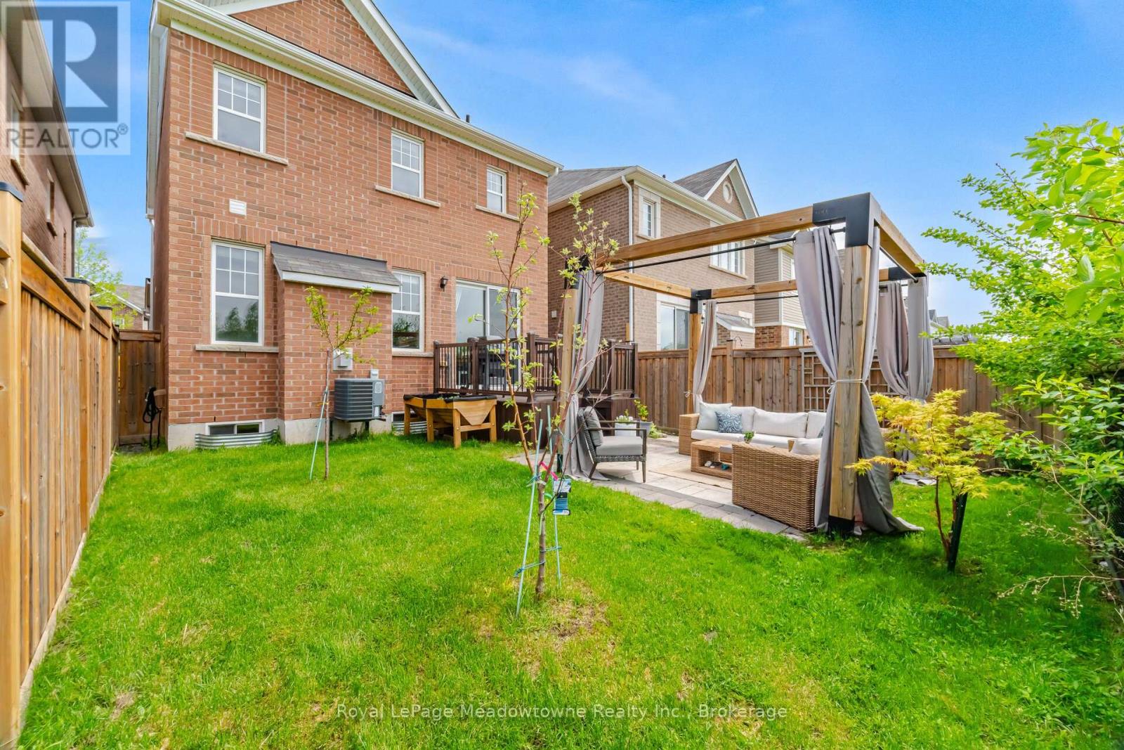 1518 CLITHEROW STREET - 44