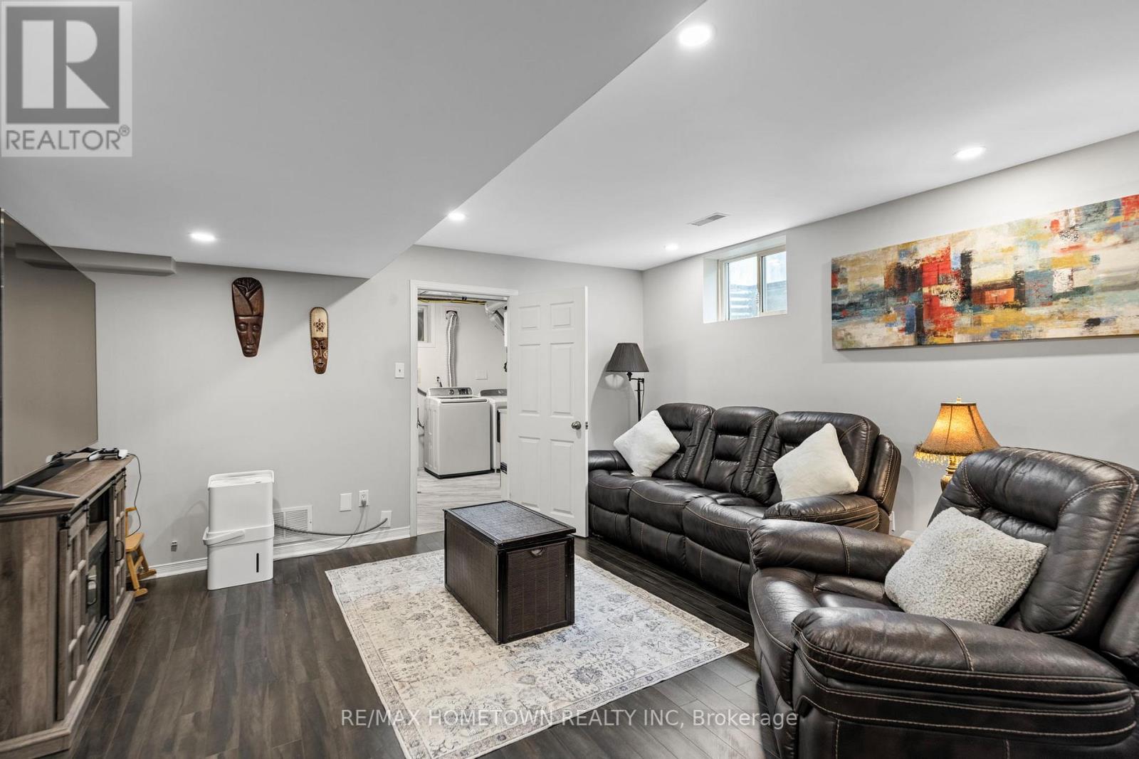 1018 MONTROSE STREET - 32