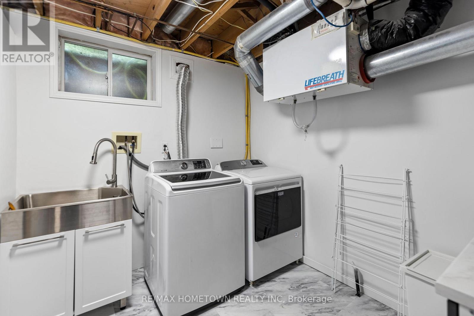 1018 MONTROSE STREET - 34