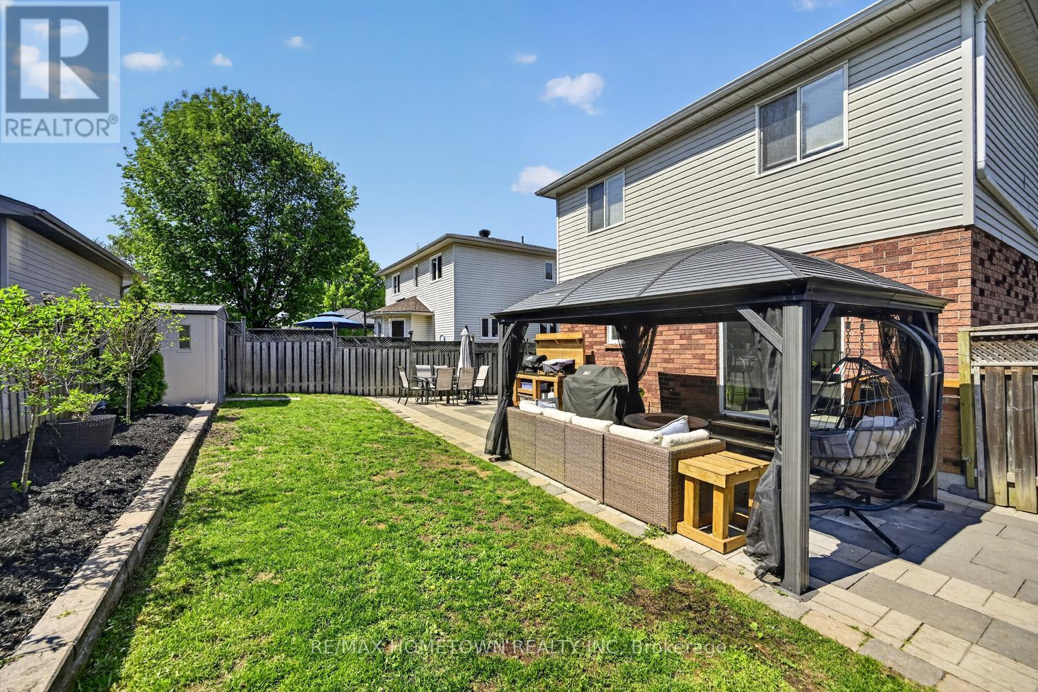 1018 MONTROSE STREET - 37