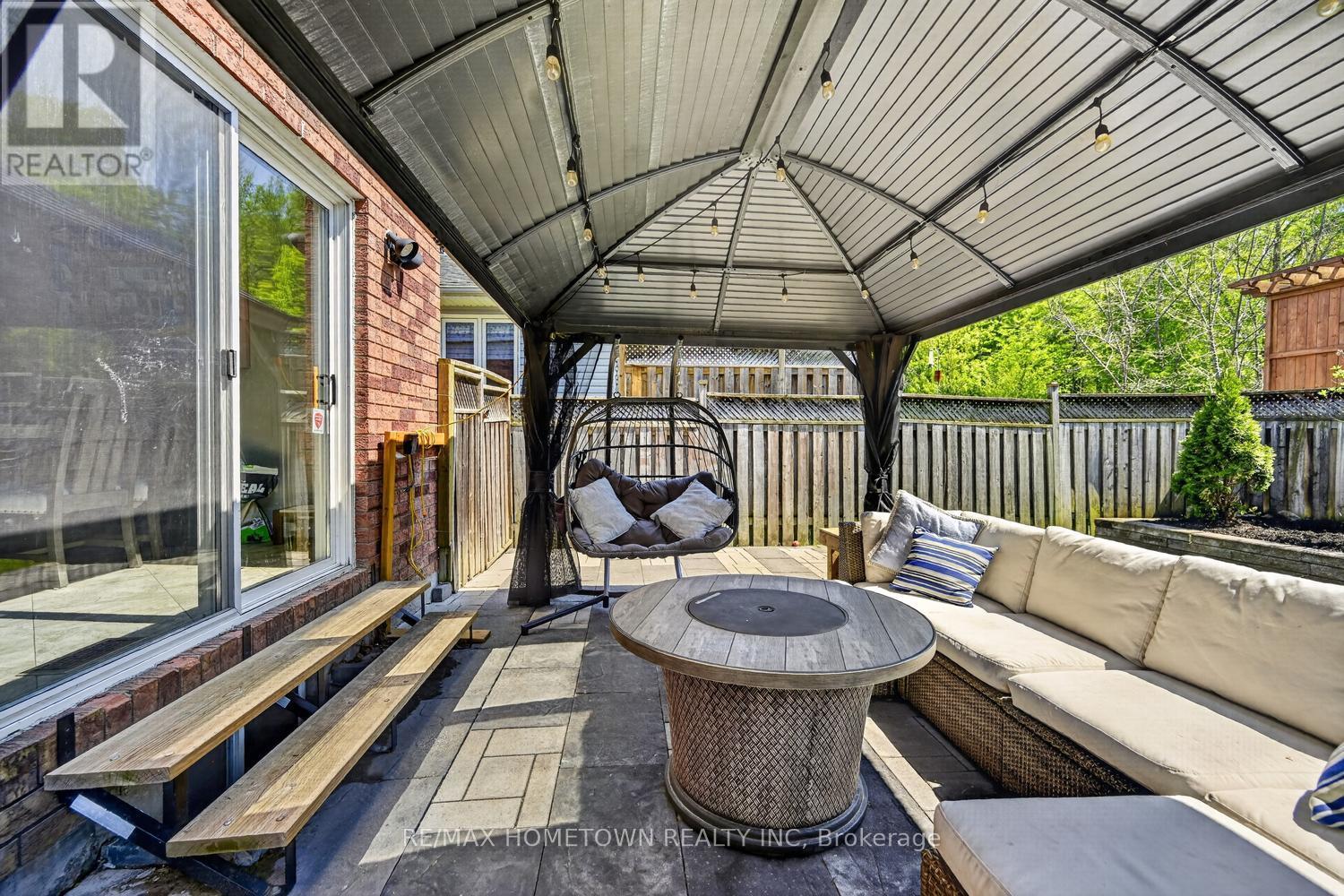 1018 MONTROSE STREET - 39
