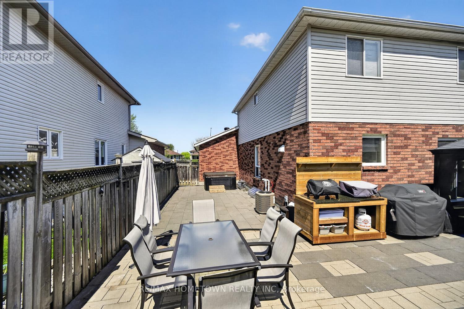 1018 MONTROSE STREET - 41