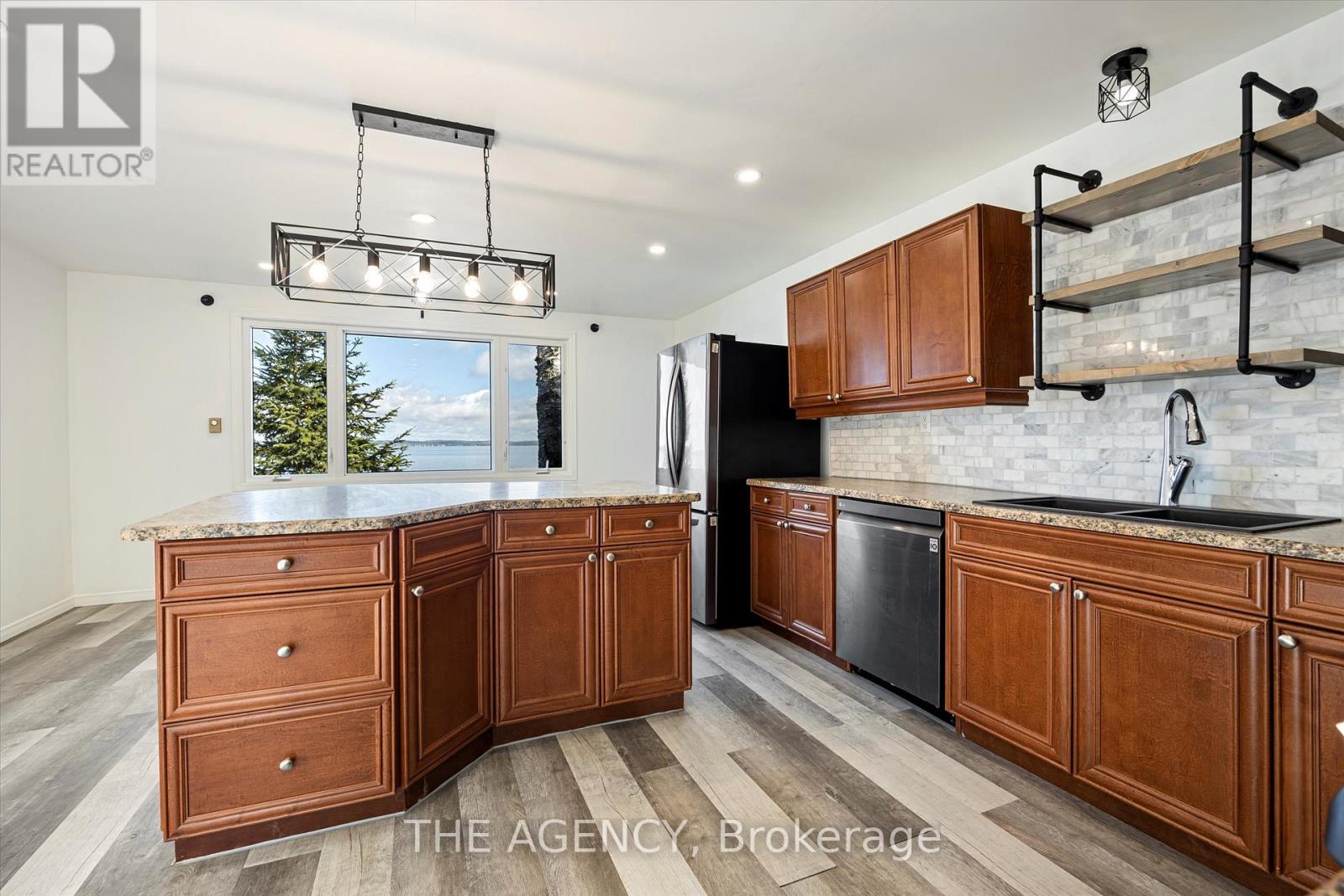 772 S LAKE BERNARD ROAD - 22